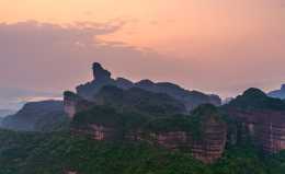 中國最美的七大丹霞第一，韶關丹霞山
