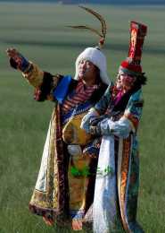 蒙族舞蹈蒙古族舞蹈的基本動作有什麼蒙古族舞蹈對於肢體的力量是？